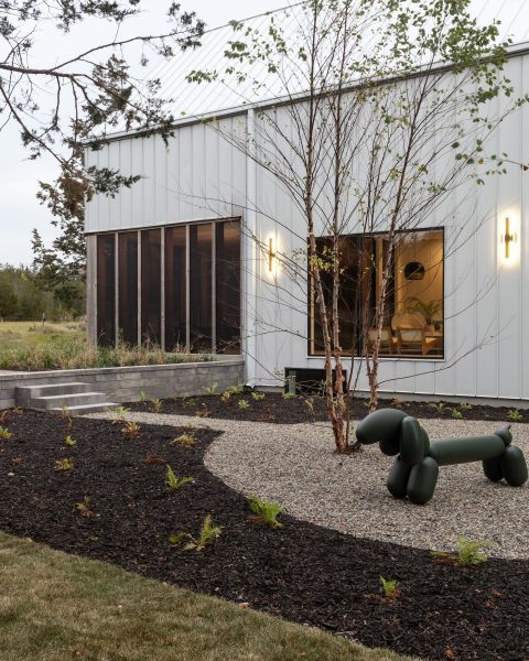 WoodedRetreat_VosjesArchitecture_BrookeStephenson_Final-38